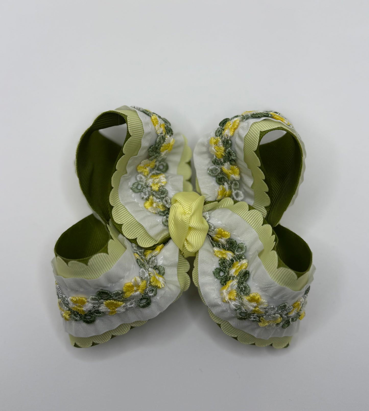 Buttercup Blooms - 5 inch Bow